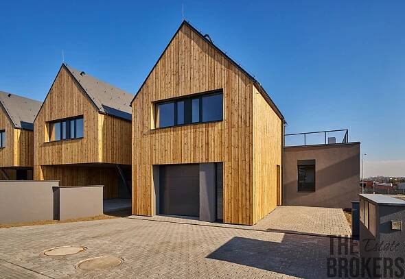 Prodej rodinného domu 141 m², pozemek 309 m² Mladá Boleslav - Chrást - thebrokers.cz