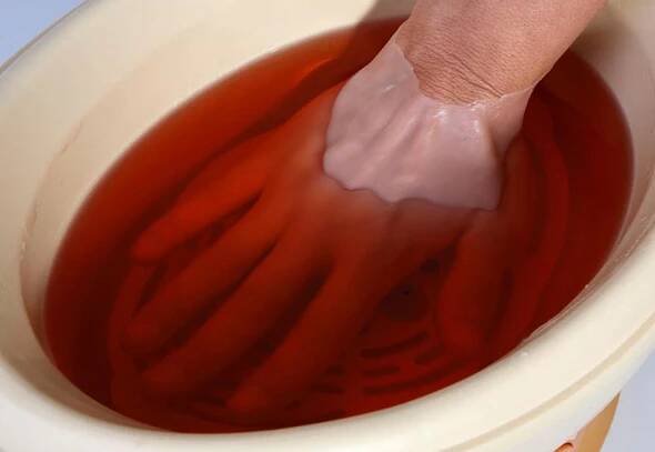 What is a Paraffin Manicure?