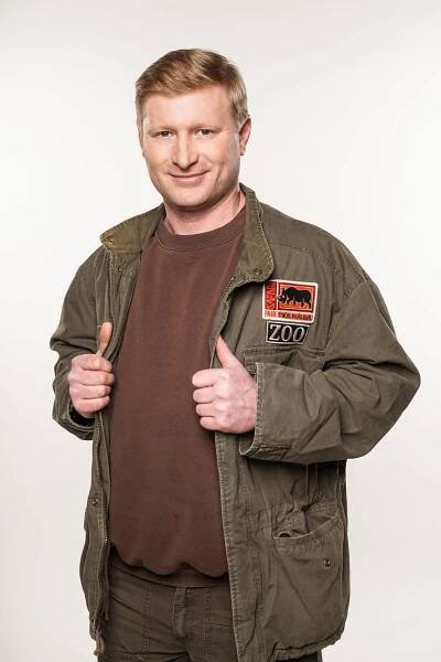 Jarda se sice tváří jako kamarád, ale umí vrazit kudlu do zad. 