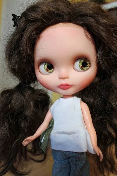 Custom Blythe Doll #13: Dori ❤ AdorablyMini Custom Blythe Doll Artist