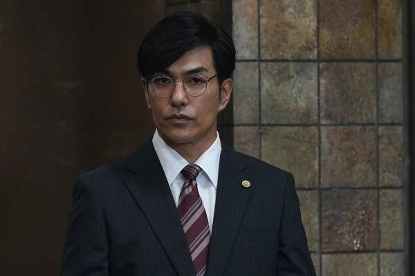 Kazuki Kitamura - Deččiage: Sacudžin kjóši to jobareta otoko - Z filmu