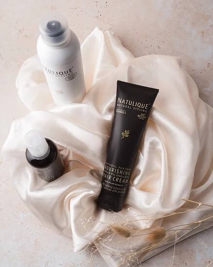 NATULIQUE Nourishing Hair Cream bezoplachový výživný krém na vlasy 150 ml