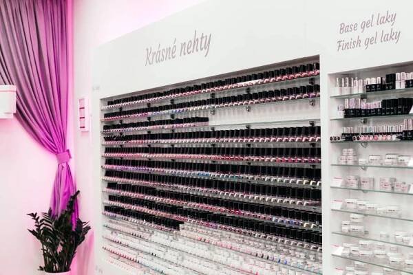 Prodejna České Budějovice - NaniNails.cz