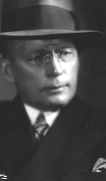 O otcích zakladatelích | Témata