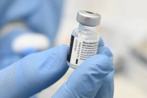 Stát zaplatil za vakcíny proti covidu 21 miliard, spotřebovala se třetina