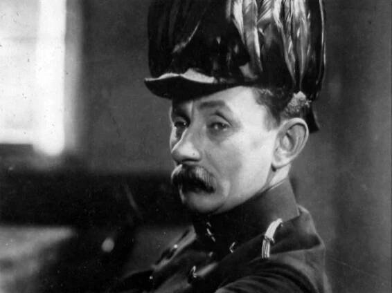 Anton Špelec, ostrostřelec - Z filmu - Vlasta Burian