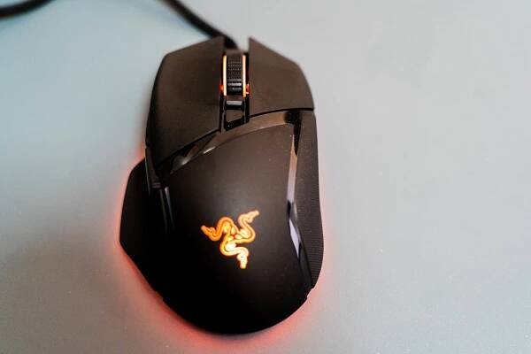 Razer Basilisk V3 Mouse Review – Excellent Productivity Mouse – Describee