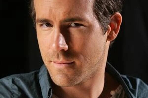 Najpríťažlivejším mužom je Ryan Reynolds