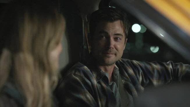 Matt Long jako Zeke Landon v seriálu Manifest.