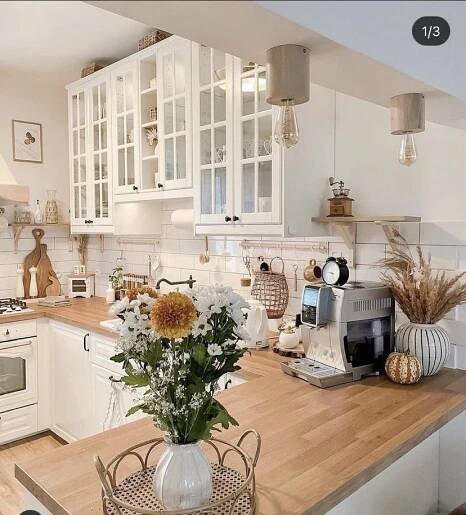 Pin by WernerPotter270 on innenarchitektur landhausstil | Kitchen furniture design, Small kitchen decor, Kitchen interior