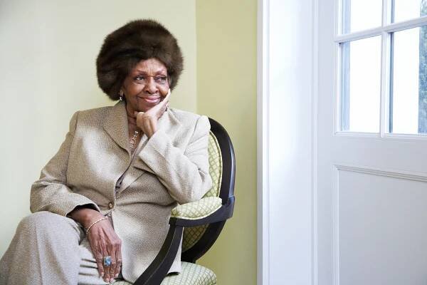 Cissy Houston tributes: Whitney Houston's ex sends 'love' after former mother-in-law's death