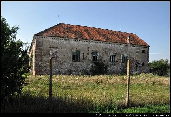 Pouzdřany – fotografie / hrady-zriceniny.cz