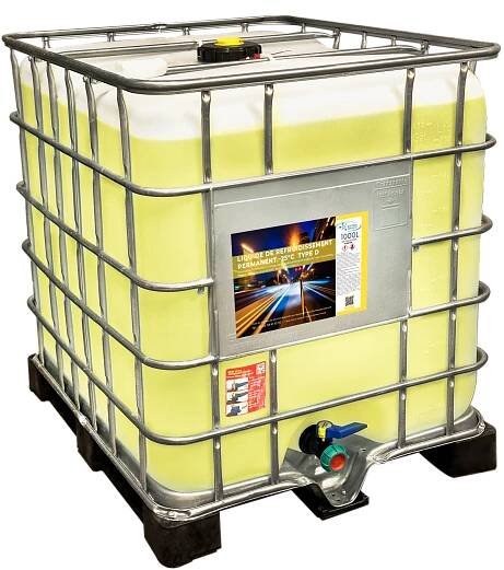 Photo d'une cuve IBC 1000L de liquide de refroidissement (LR)-25°C jaune