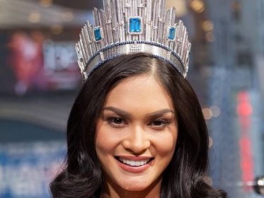 Miss Universe Responds to Miss Colombia's Suggestion That They Share the Crown
