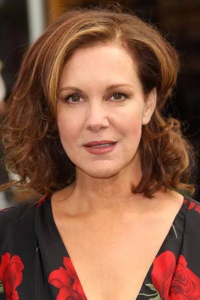 Elizabeth Perkins fotka
