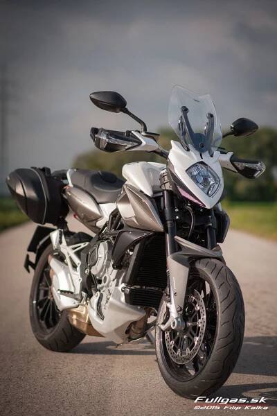 MV Agusta Stradale 800 – Motardový turista | fullgas.sk