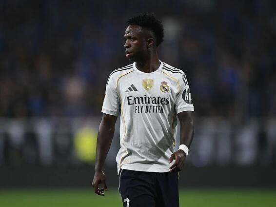 Manchester City preparing record bid for Vinicius Jr, amid Brazilian's major transfer decision: report