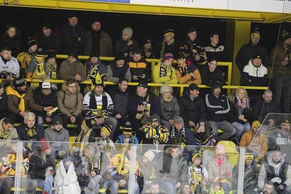 Fanoušci na hokeji Litvínov - Třinec
