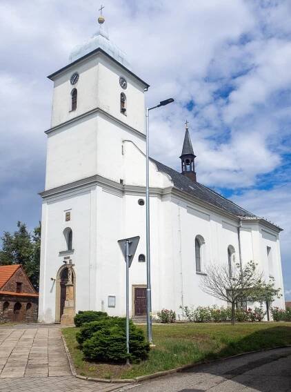 Charváty – kostel Sv. Jana... - Kostel