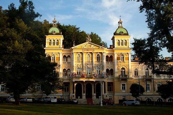 image of nove lazne hotel marianske lazne czech republic