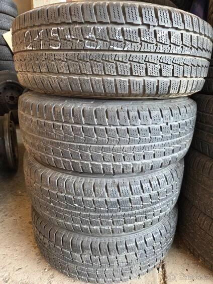215 65 r 16 C vzorek 8mm céčka na dodávku 215/65r16C zimní