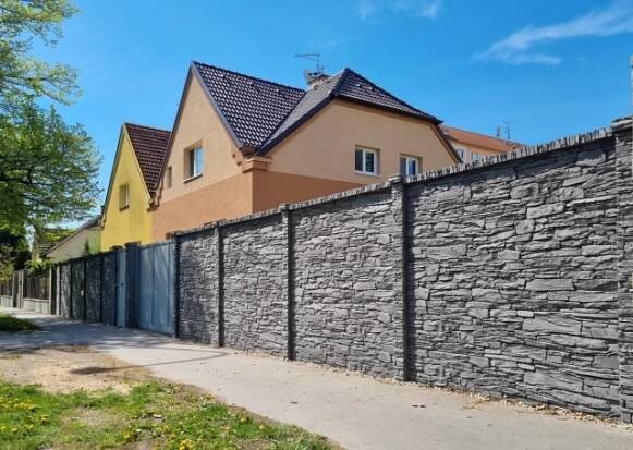 Betonový plot, levné ploty betonové Brno, Hodonín - FCC | FCC BETON s.r.o.