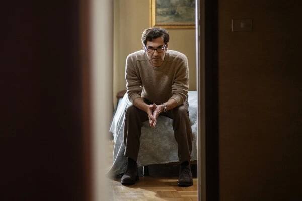 Geniální přítelkyně - Kapitola 26: Rozptýlení - Z filmu - Fabrizio Gifuni