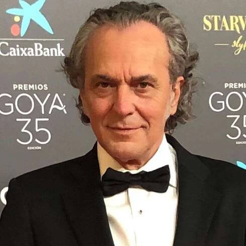 How old is Jose Coronado? Bio, Wiki, Age, Height, Family, Net Worth, Wife