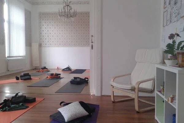 SantYoga studio Lucie Deliopulu foto 1