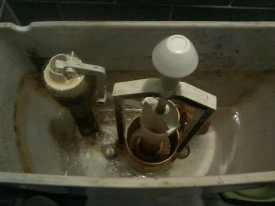 Protekajici stare WC - Diskuzní fórum TZB-info