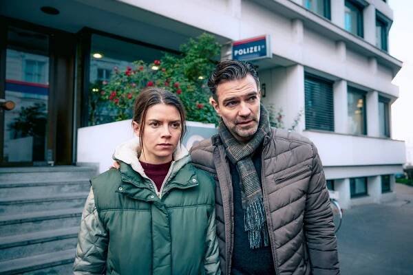 Lavinia Nowak, Jakob Seeböck - Der Wien-Krimi: Blind ermittelt - Geister der Vergangenheit - Z filmu