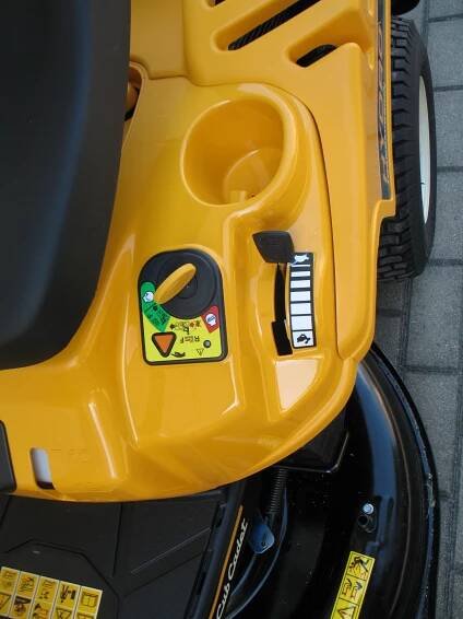 Cub Cadet LR2 NR76