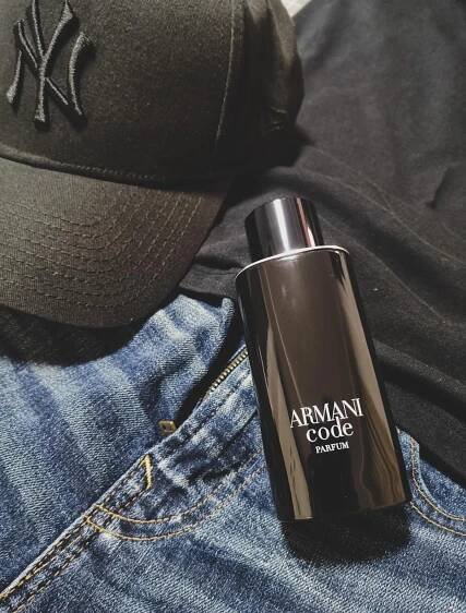 Armani Code Parfum Giorgio Armani pro muže