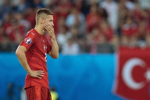 Češi se po fiasku na Euru propadli v žebříčku FIFA, jsou na tom nejhůř za poslední roky