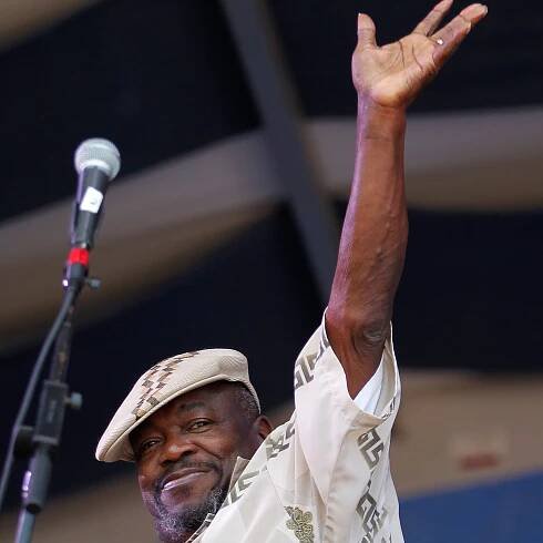 Clarence Henry, New Orleans R&B Star Known as the Frogman, Dies at 87
