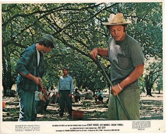Za vodou - Fotosky - Stacy Keach