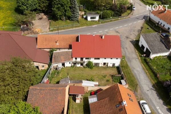 Rodinný dům (367 m²), Mlečice - Landrgott reality