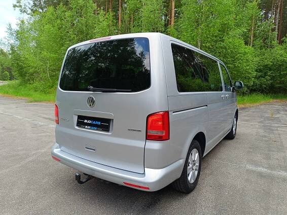 Volkswagen T5 Multivan 2.0 TDi Facelift | BudCars