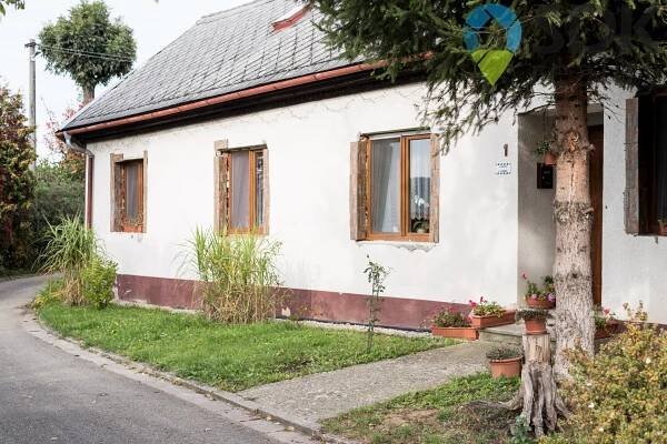 prodej rodinného domu 4+1, obec Tučapy, okres Uherské Hradiště