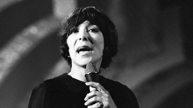 Nejslavnější česká šansoniérka Hana Hegerová (88): Proč skončila kvůli Gottovým penězům ve vězení?