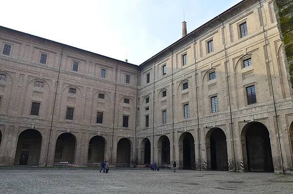 Ducal Palace of Parma - Wikipedia