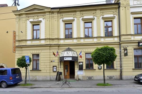 Penzion a Restaurace Černý kůň - Hradec Králové - Česká inspirace
