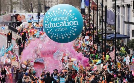 Teachers reject pay offer as ‘insult’ and open ballots for co-ordinated autumn strikes