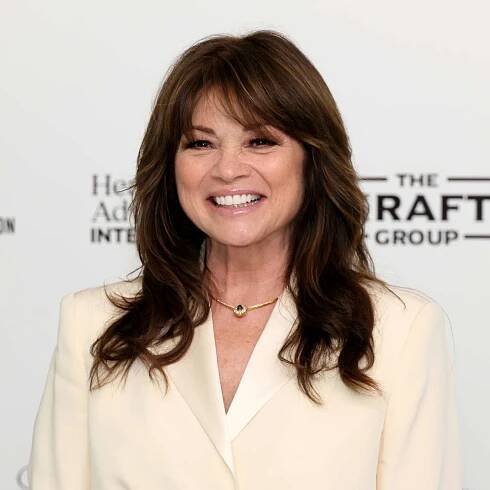 Valerie Bertinelli Says She Is “in Love” With a Mystery Man She Met Online