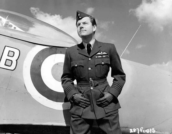 Kenneth More - Reach for the Sky - Z natáčení