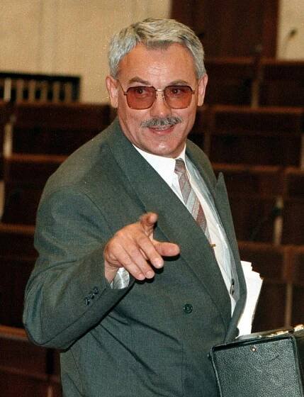 Zemřel exposlanec Cuper (†78): „Proslavil“ se nehodou se 2 promile, zkolaboval v restauraci