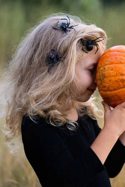 Some Halloween hairstyles require not much than hair accessories to be appropriate for the theme
