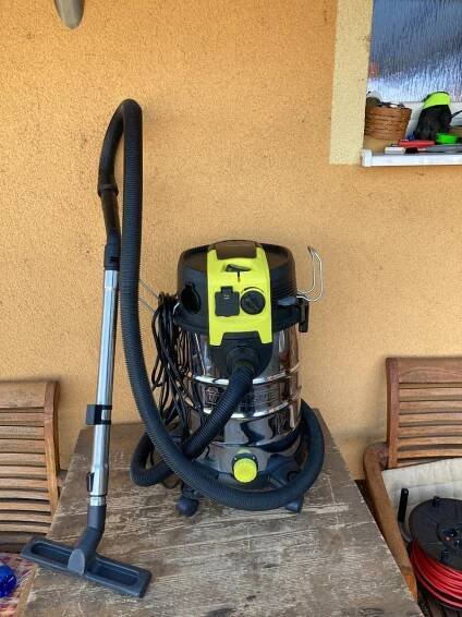 Vysavač Parkside PWD 30 A1