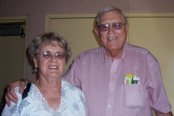80th-Birthday-Dinner---2013