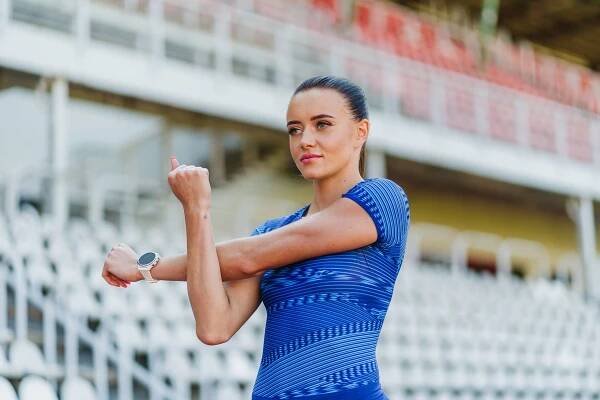 Ukazuje růžky i vzhled modelky. Po vzoru bulharské hvězdy se Bendová oddala sprintu